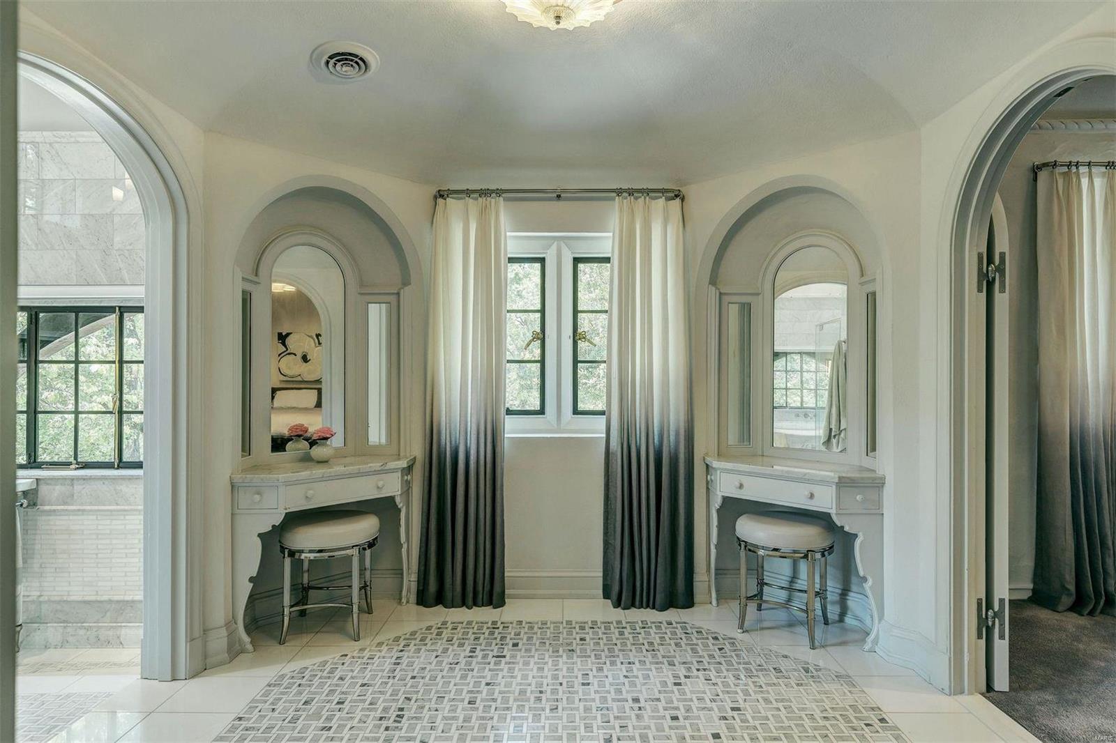 Brentmoor Park - Residential