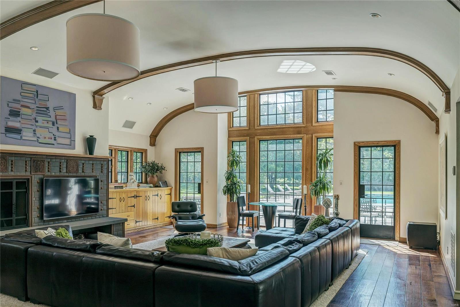 Brentmoor Park - Residential