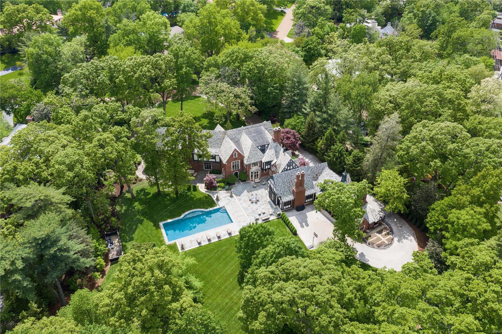 Brentmoor Park - Residential