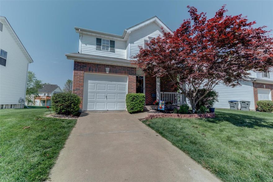 You will love this adorable cottage home in Homefield Commons! The charming front porch welcomes you home. As you enter you will be greeted with beautiful laminate flooring throughout with a spacious living room and open floor plan to entertain all of your guests.  Kitchen features granite countertops, newer cabinets and plenty of counter space. Living/Dining room combo features a slider to your private back patio.  The upper level has two full baths, spacious bedrooms, a loft area and second floor laundry for your convenience. The full basement is finished with newer carpet that features a rec room, office with french doors plus additional room for storage! New HVAC system. 1-car attached garage and private driveway. Amenities include walking paths, pool, clubhouse and sports court. HOA Fees only $55/month that include lawncare and snow removal. $250/annual fee.