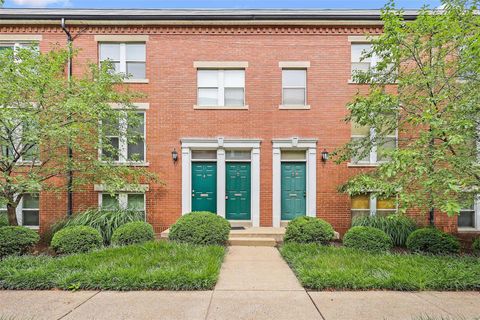 Condominium in St Louis MO 4375 Laclede Avenue.jpg