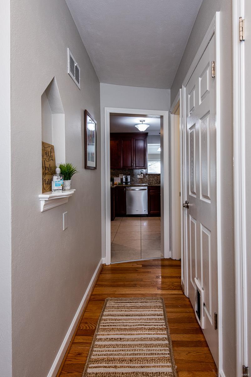 St Louis Hills 03/Cyrus Crane - Residential