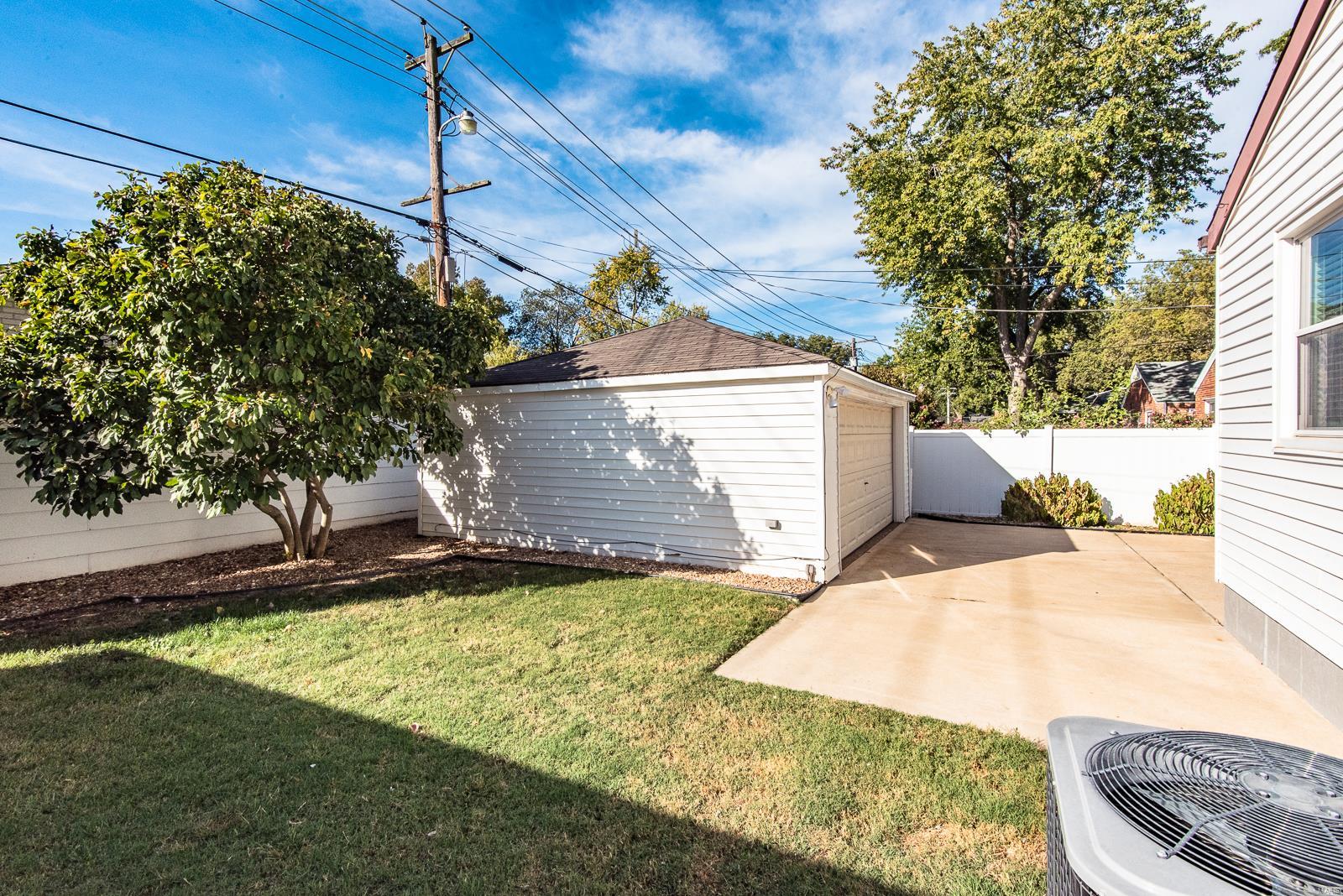 St Louis Hills 03/Cyrus Crane - Residential