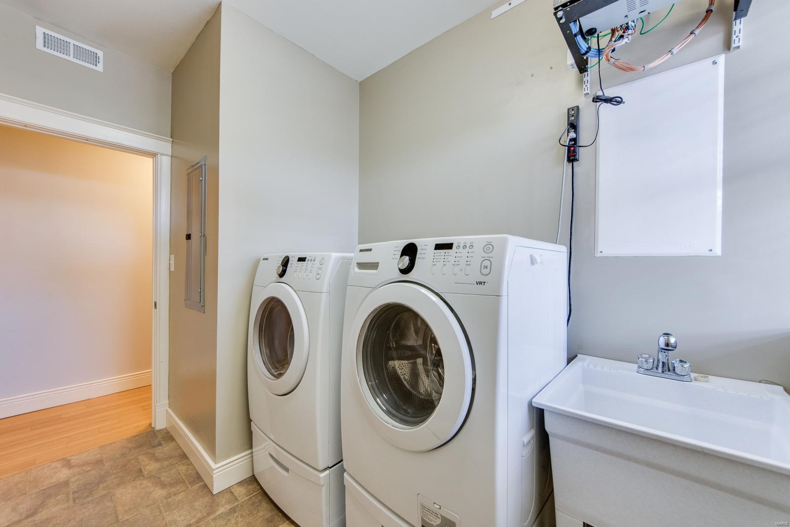 Magnolia Place Condos - Residential