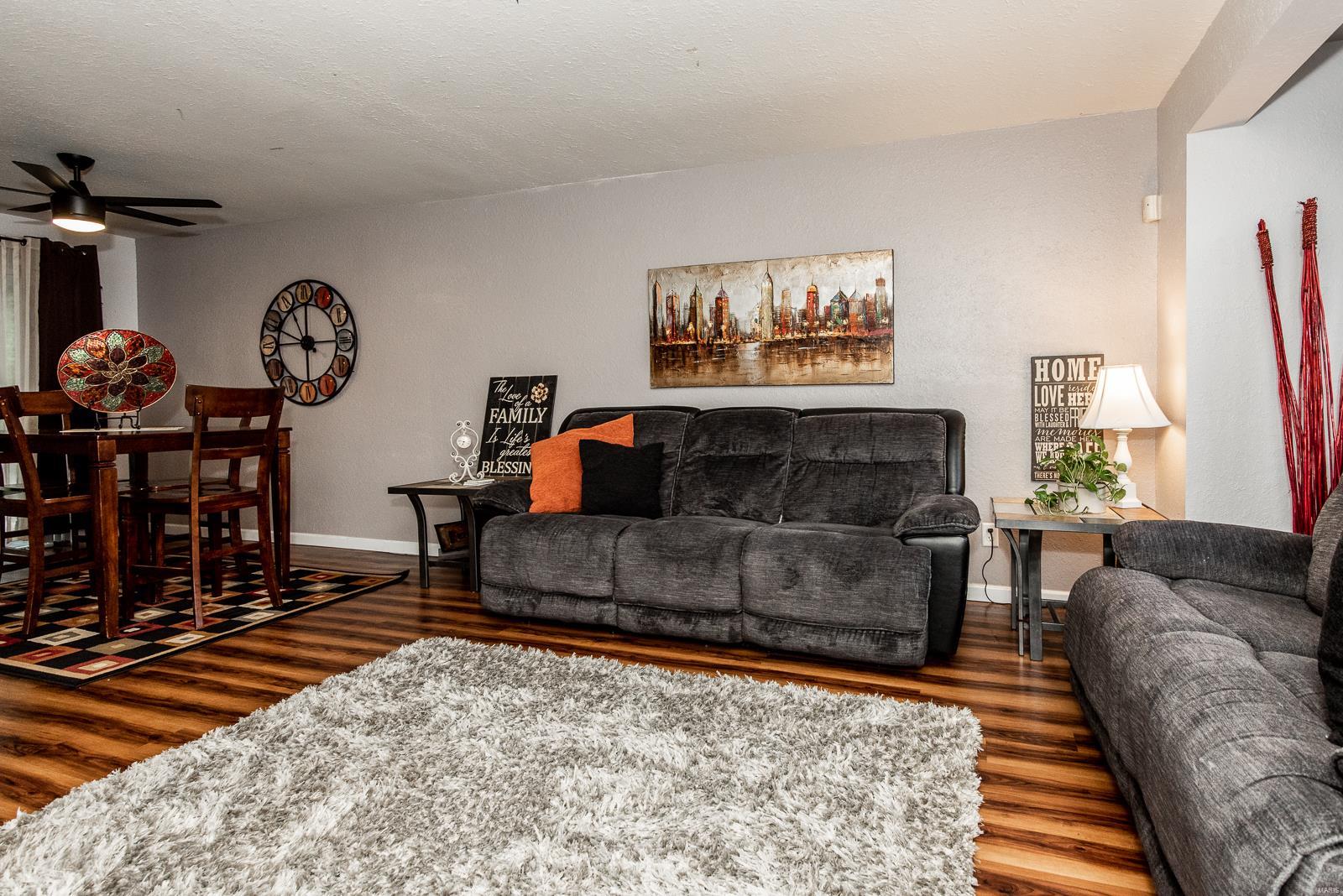 Greenbriar Condo - Residential