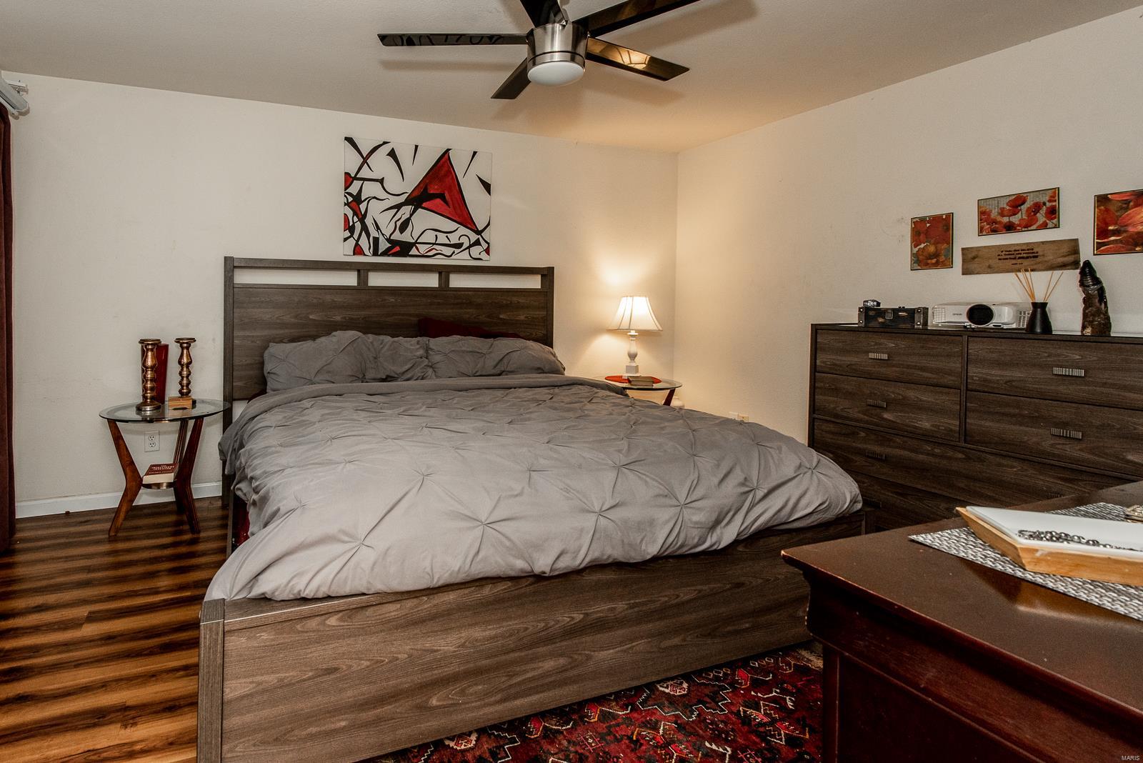 Greenbriar Condo - Residential