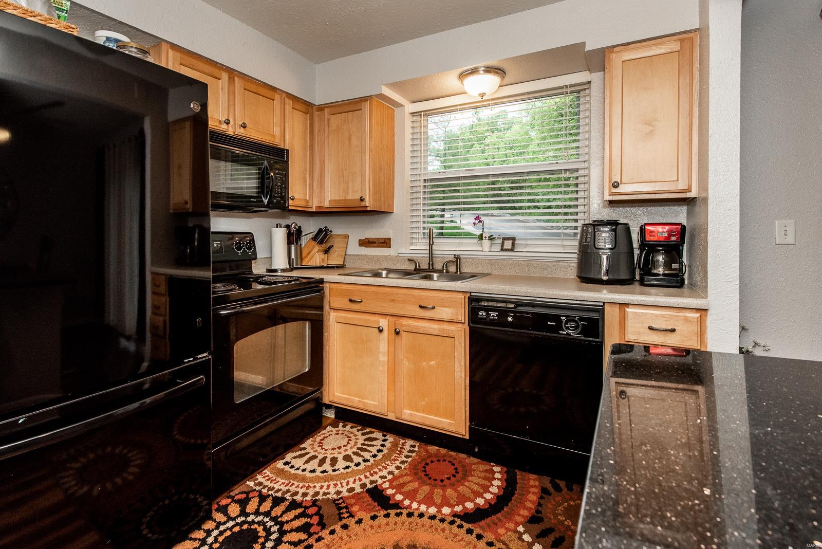 Greenbriar Condo - Residential