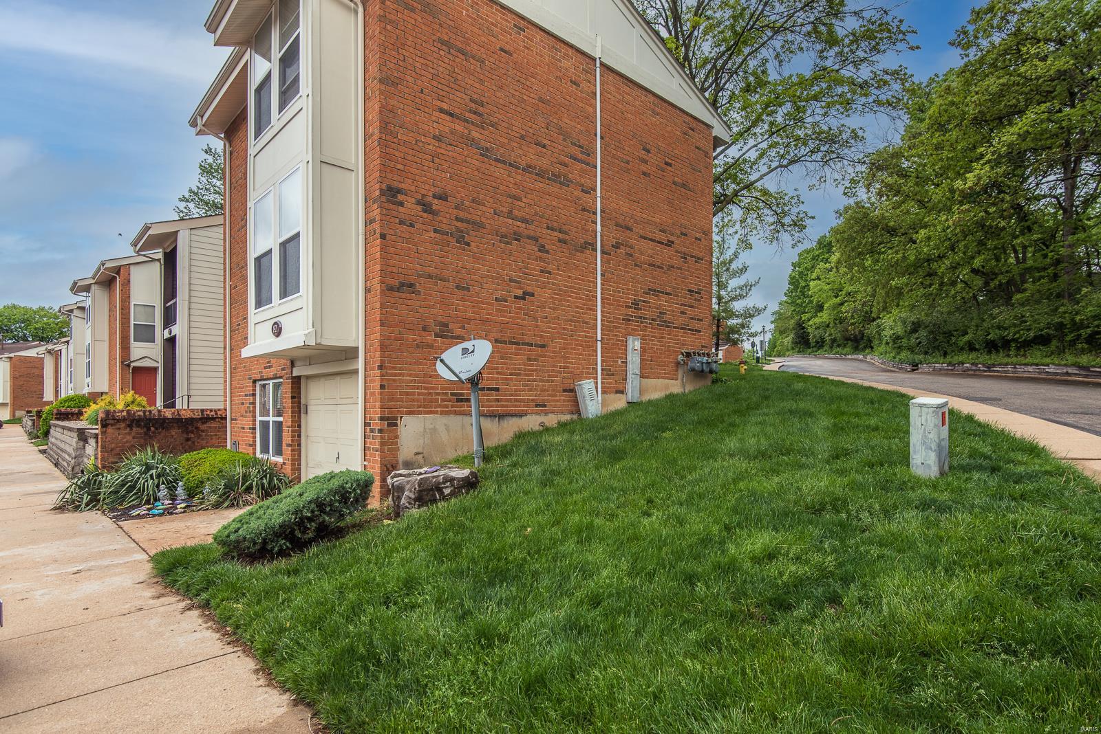 Greenbriar Condo - Residential