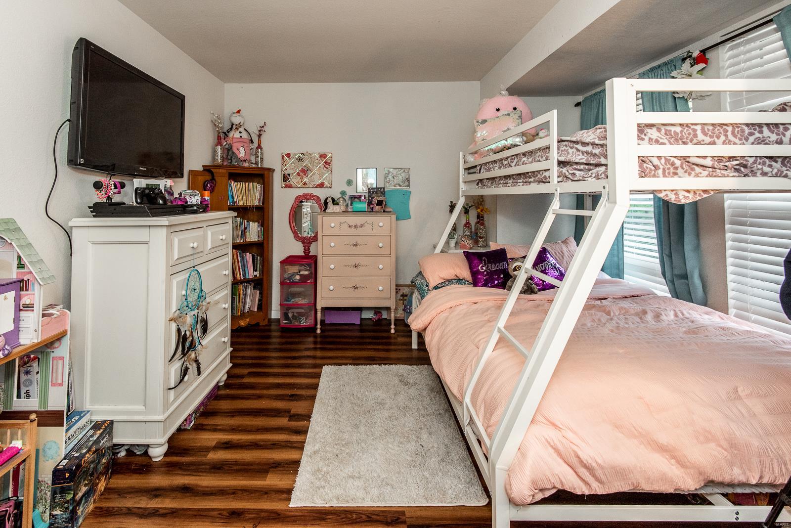 Greenbriar Condo - Residential