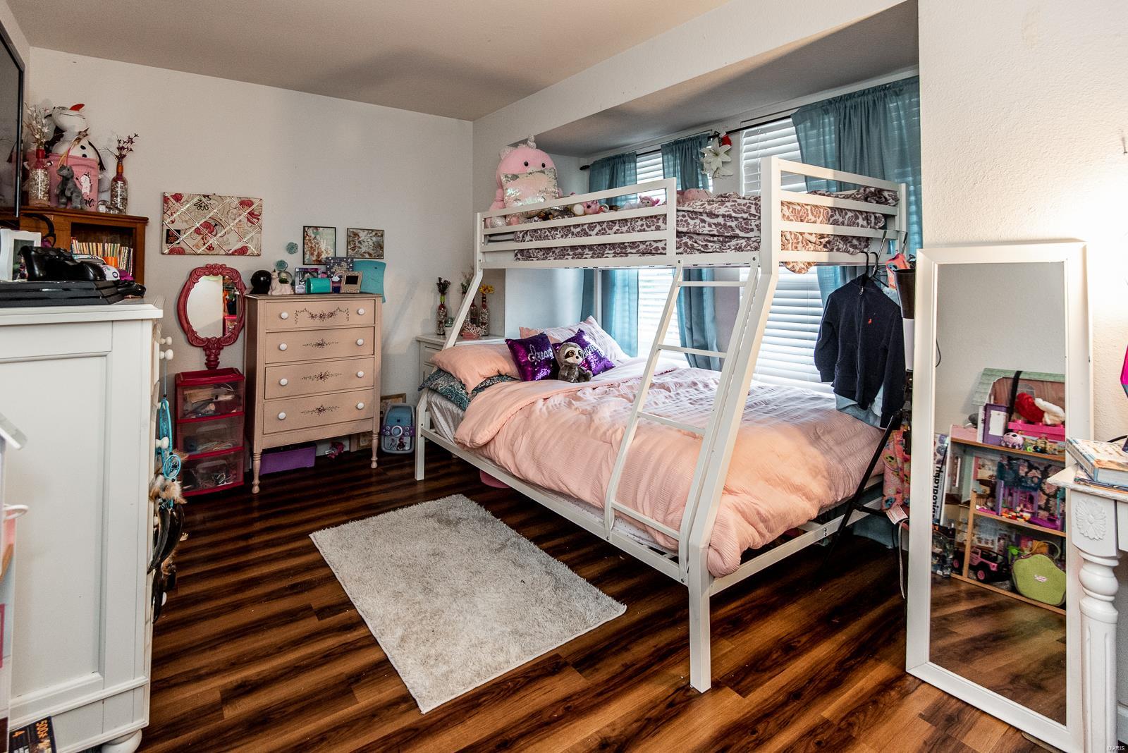 Greenbriar Condo - Residential