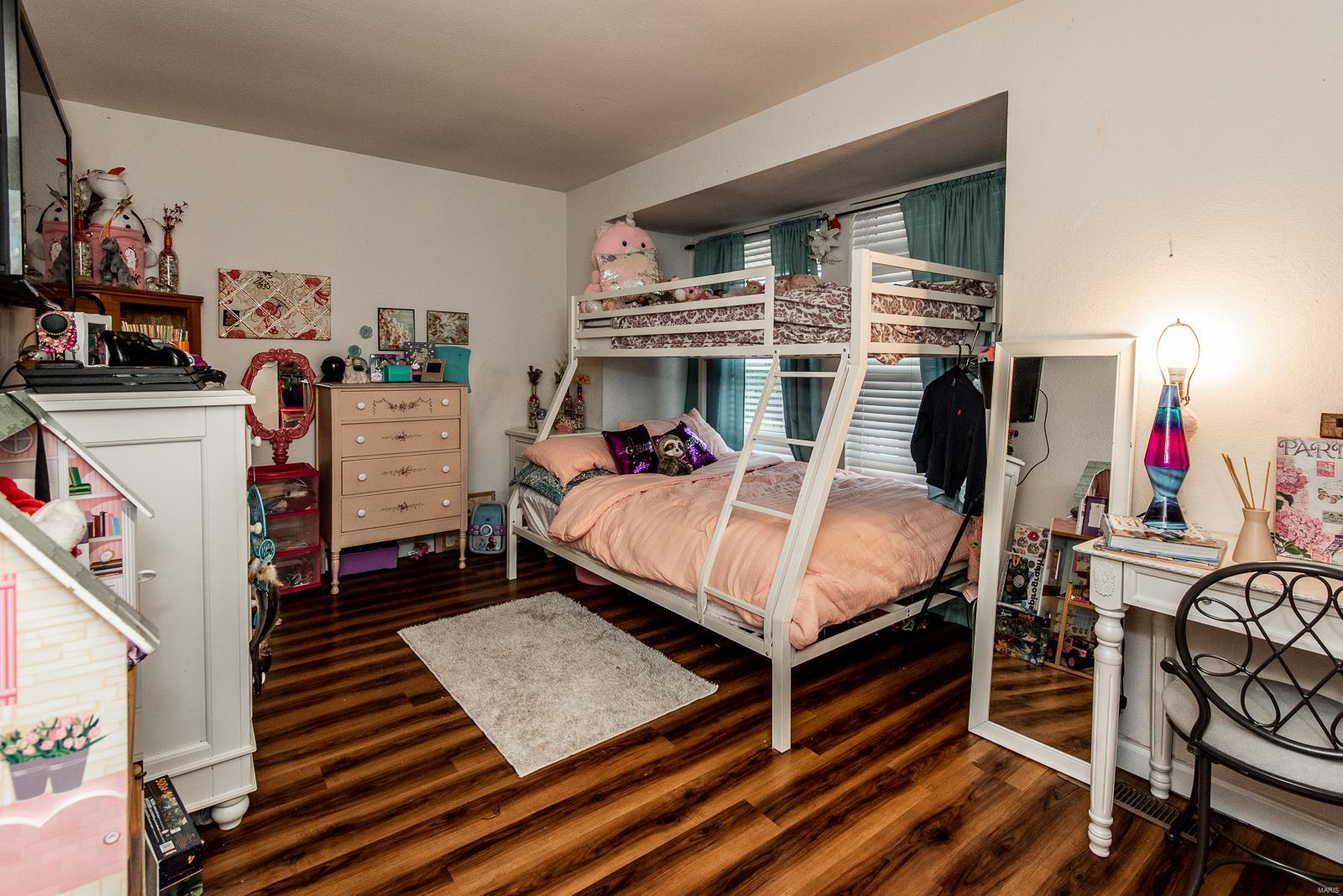 Greenbriar Condo - Residential