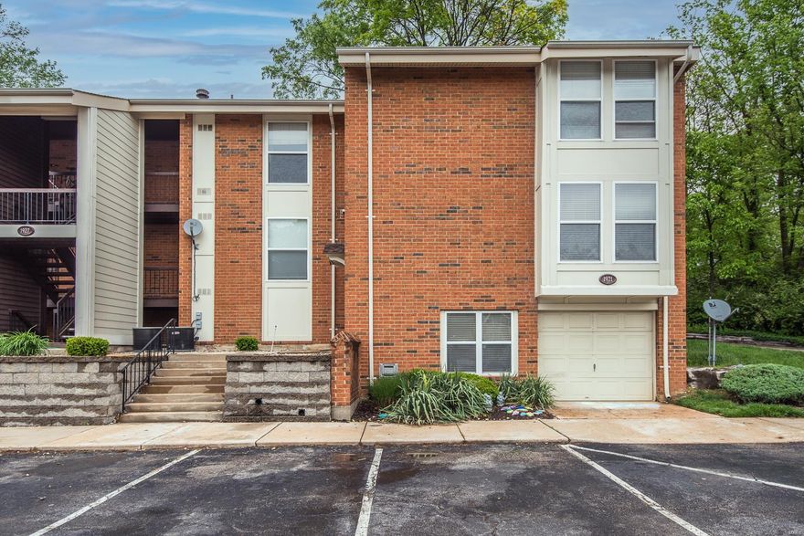 This charming condo located in the desirable area of Kirkwood is super spacious w/ over 1600 sq ft of living space. The updated kitchen features beautiful maple cabinets w/ granite countertops, a pantry, dishwasher, garbage disposal, microwave, stove & refrigerator. The dining room has a sliding glass door that leads right out to the back patio where you can enjoy your morning coffee. You will love using the gas custom fireplace black granite in the living room to keep you warm & cozy on those chilly nights. The family room on the lower level has built in bookcases & a wet bar which makes it perfect for entertaining family & friends. Other features include...Beautiful hardwood floors, Jack n Jill bathroom w/ 2 private sinks, Walk in closet, Under-the stairs storage w/custom drawers, Private laundry hookups, 1 car garage. All of that plus plenty of amenities including a community pool, fitness center, tennis courts, club house, laundry facility, basketball court, pond & walking trails. Location: Corner Location