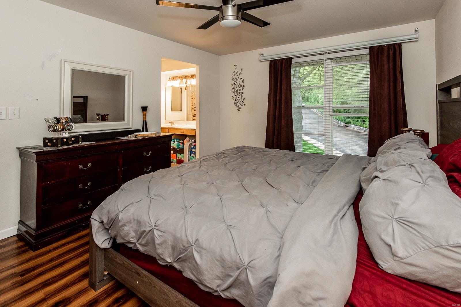 Greenbriar Condo - Residential