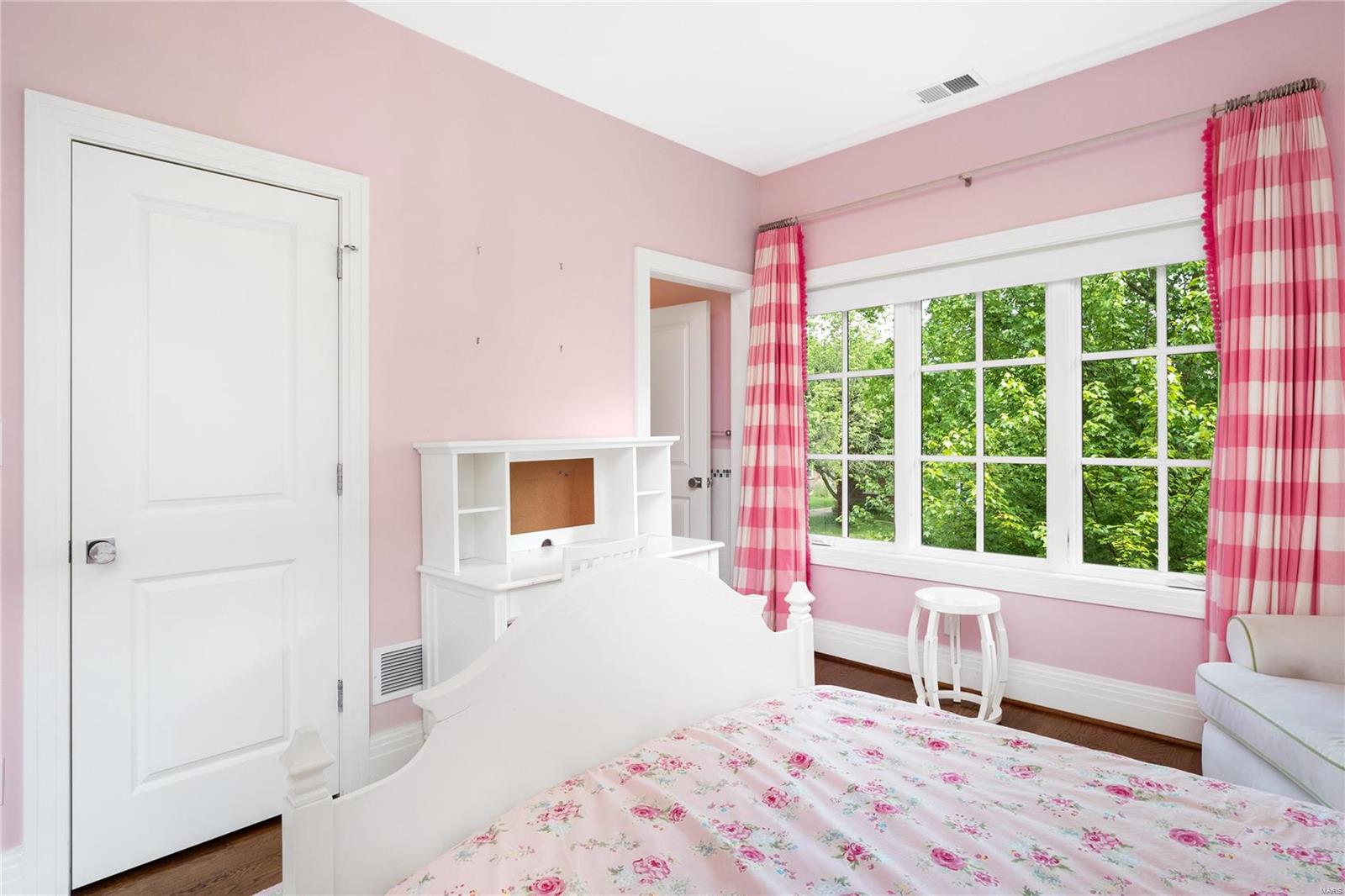 Hillcrest - Residential