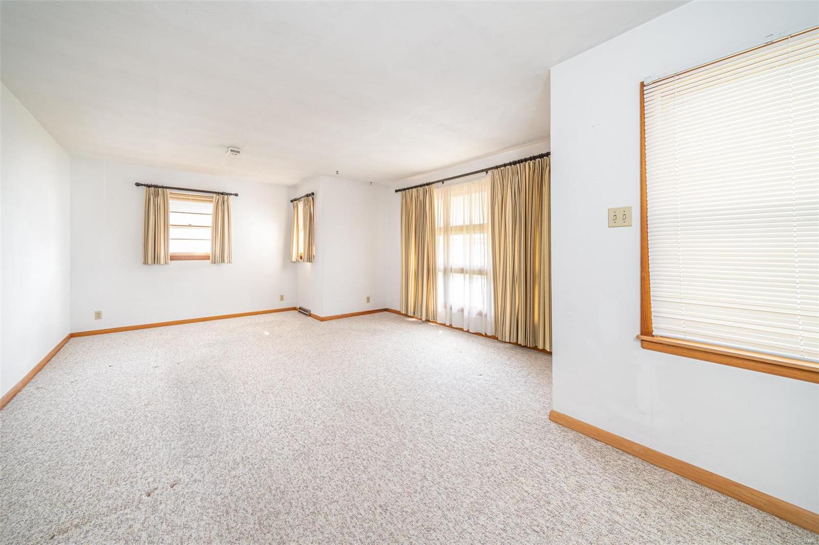 Rose Marie - Residential