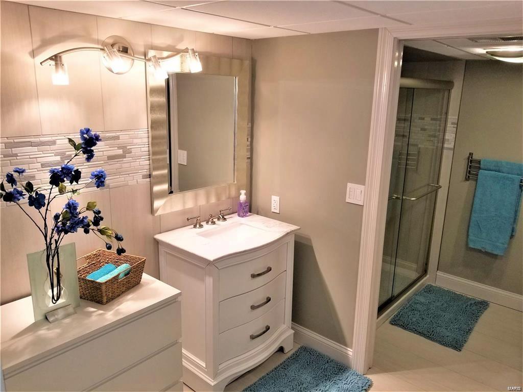 Meadowbrook Country Club Estates - Residential