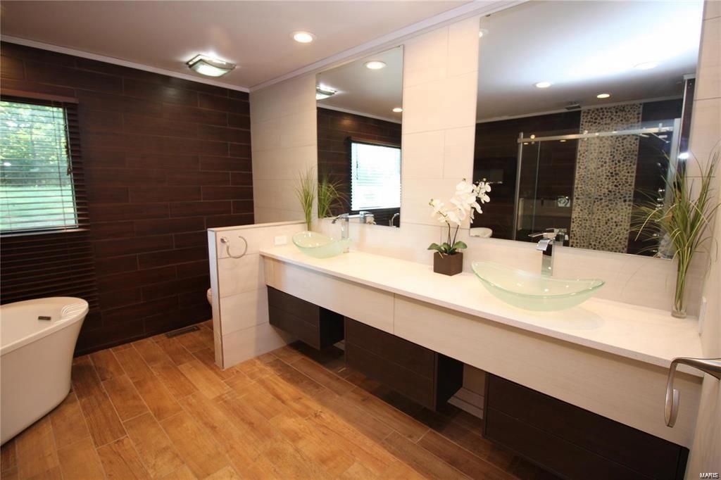 Meadowbrook Country Club Estates - Residential