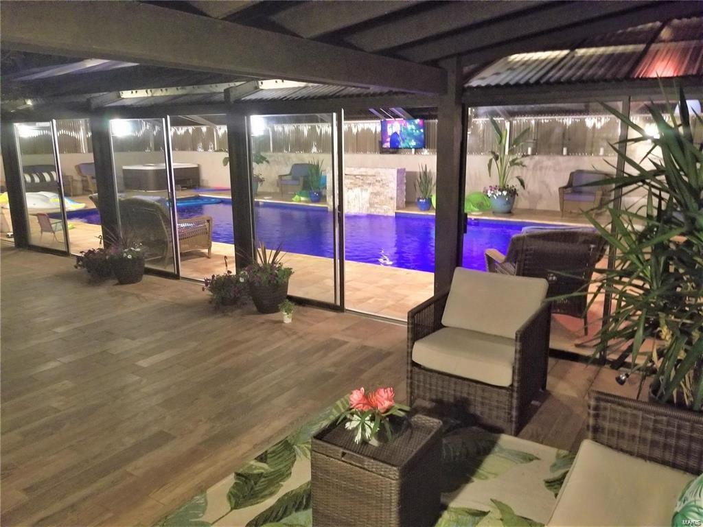 Meadowbrook Country Club Estates - Residential