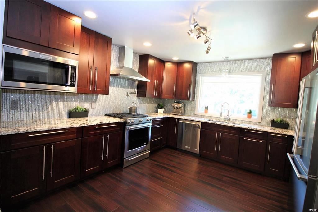 Meadowbrook Country Club Estates - Residential