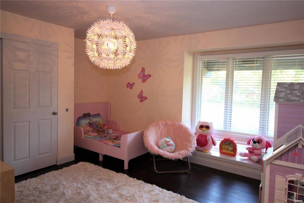 Meadowbrook Country Club Estates - Residential