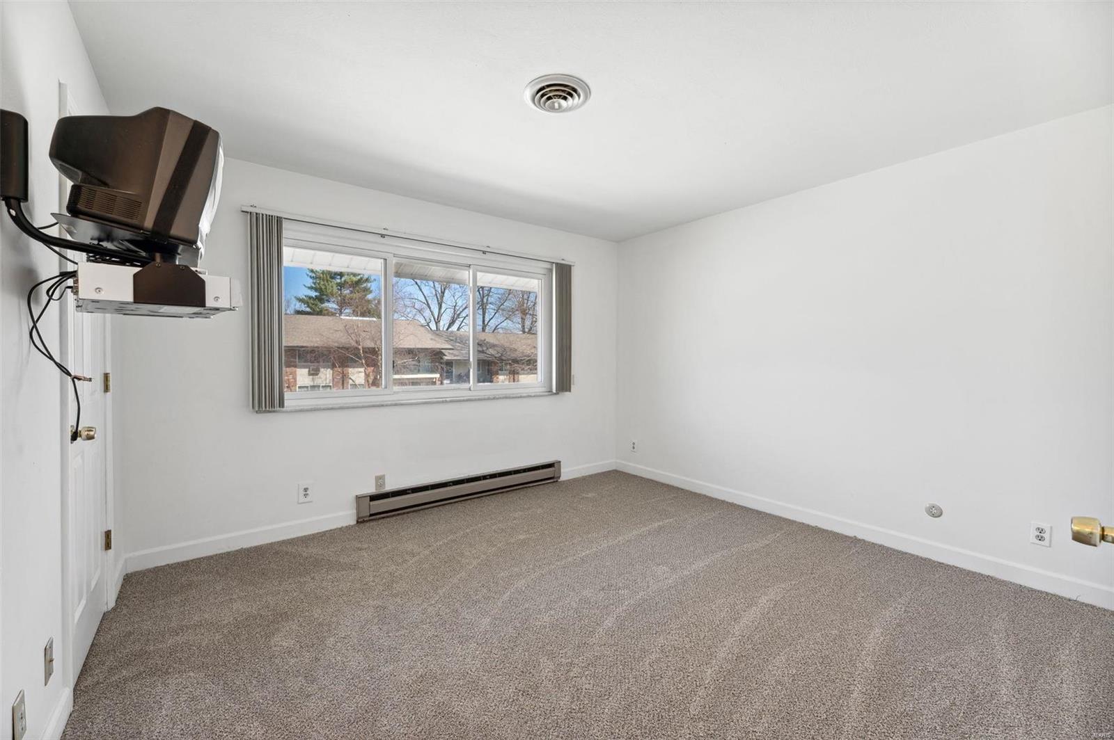 Southridge Condo - Residential