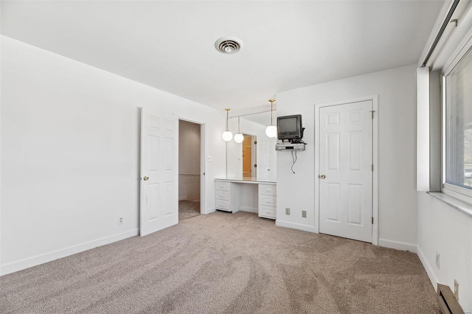 Southridge Condo - Residential