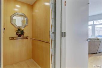 Clayton Lane - Residential