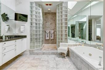 Clayton Lane - Residential