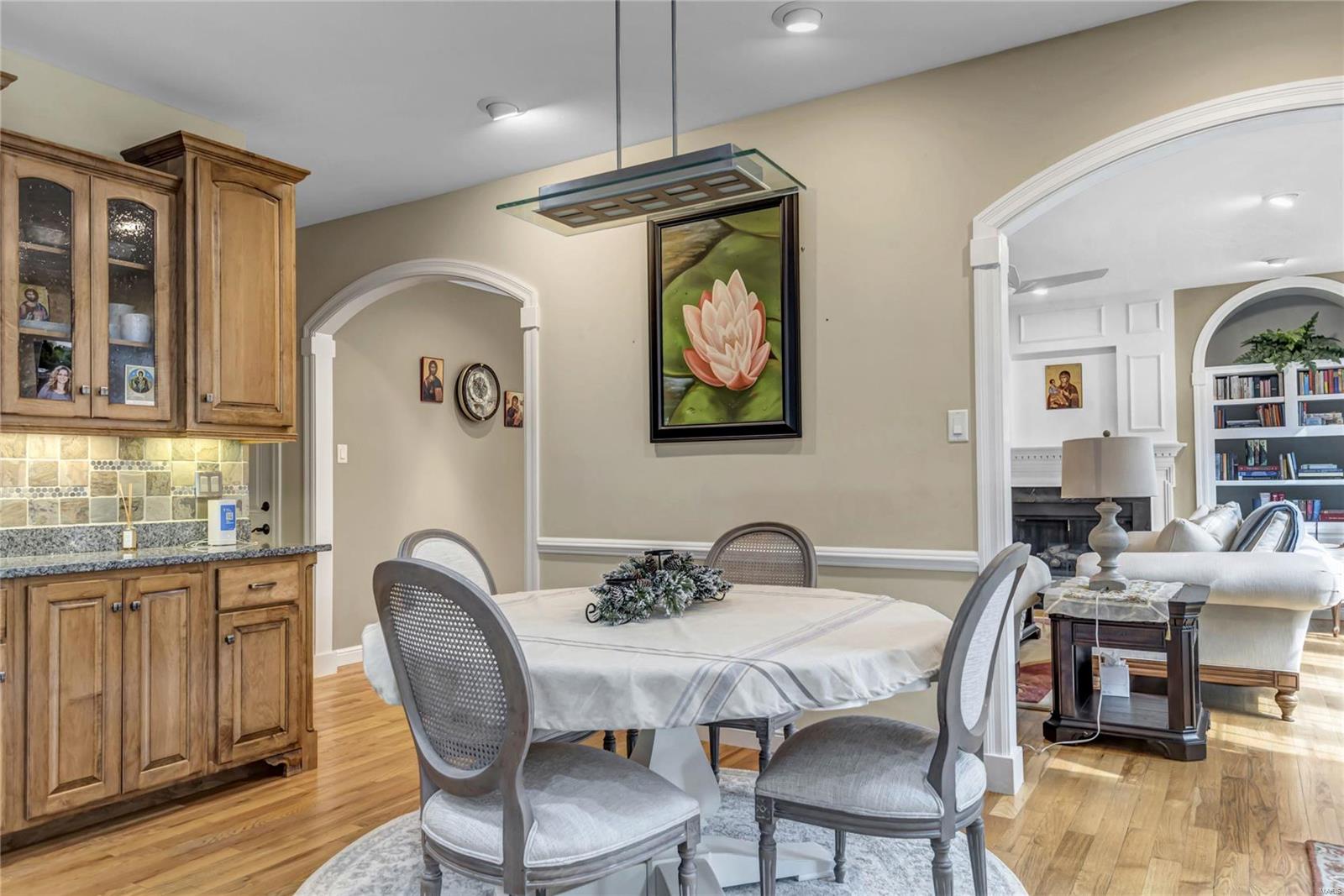 Le Pere Villa Place - Residential