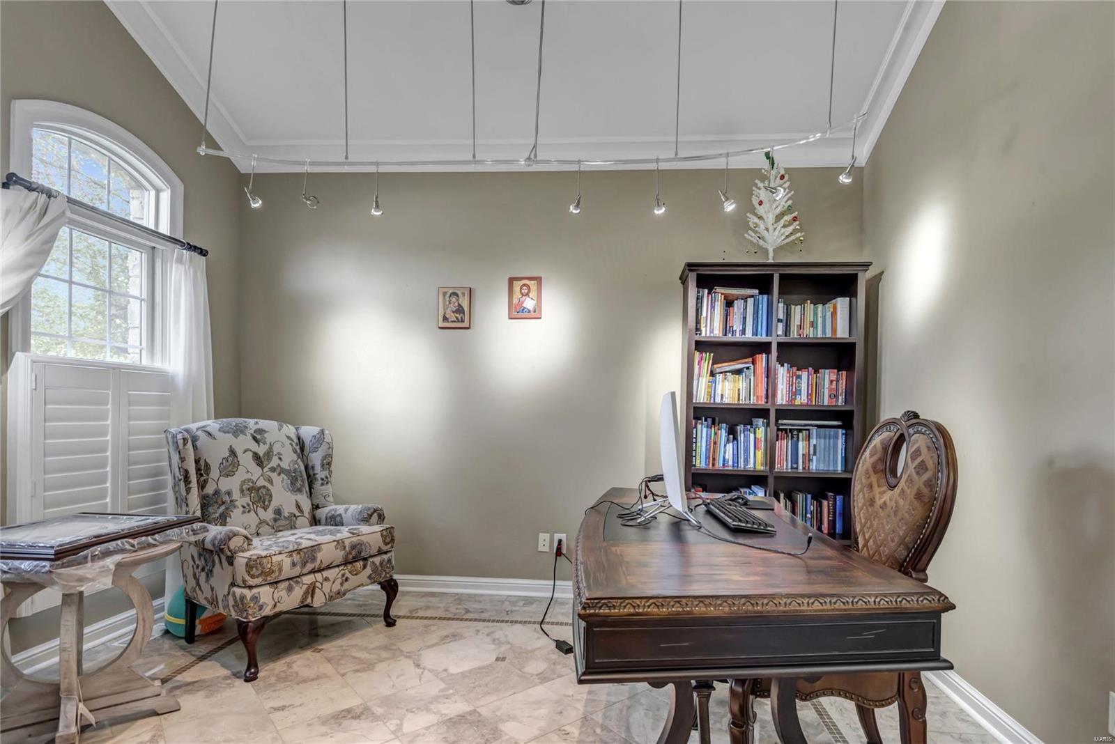 Le Pere Villa Place - Residential