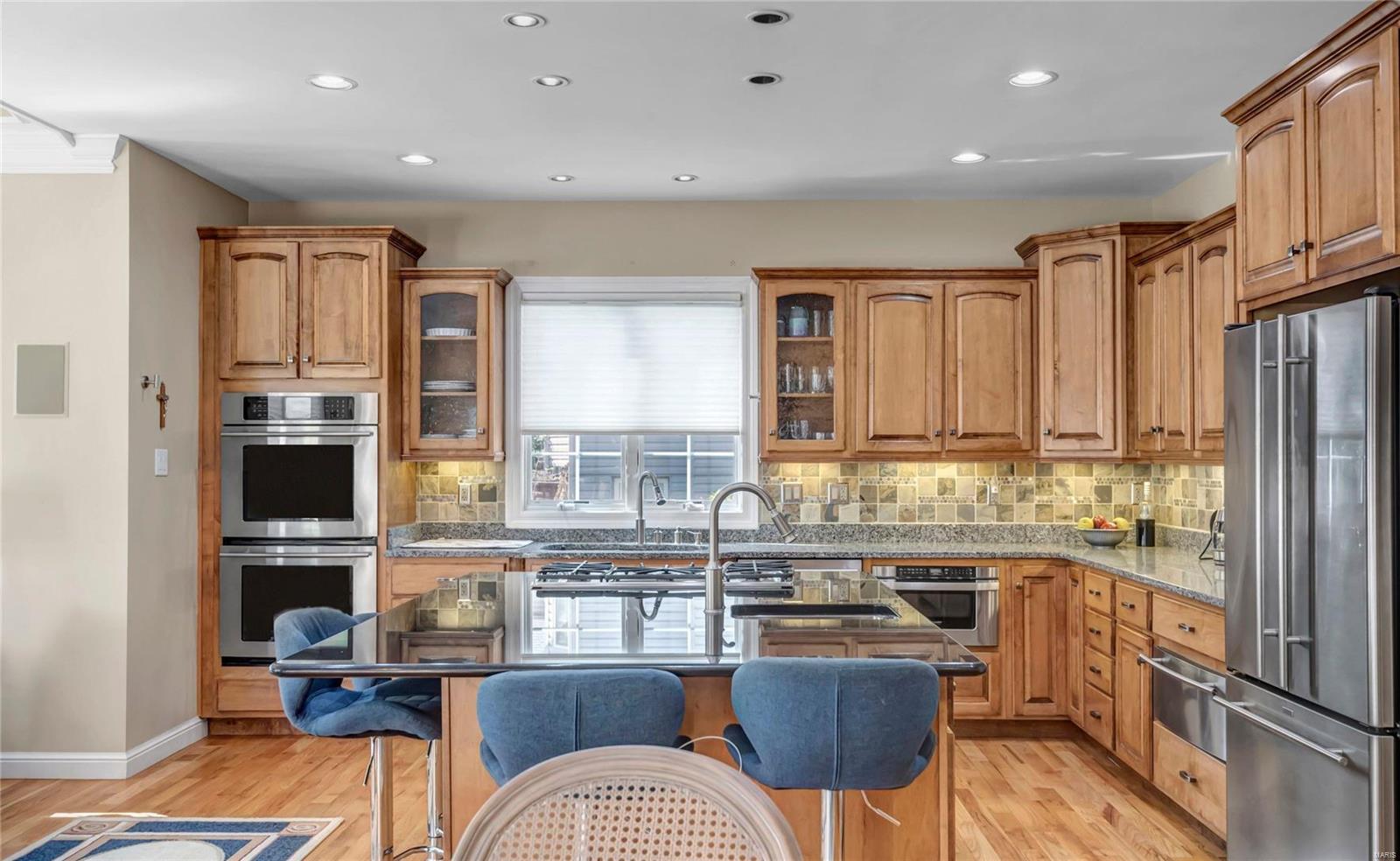 Le Pere Villa Place - Residential