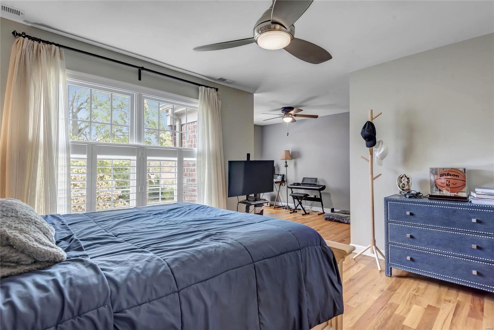 Le Pere Villa Place - Residential