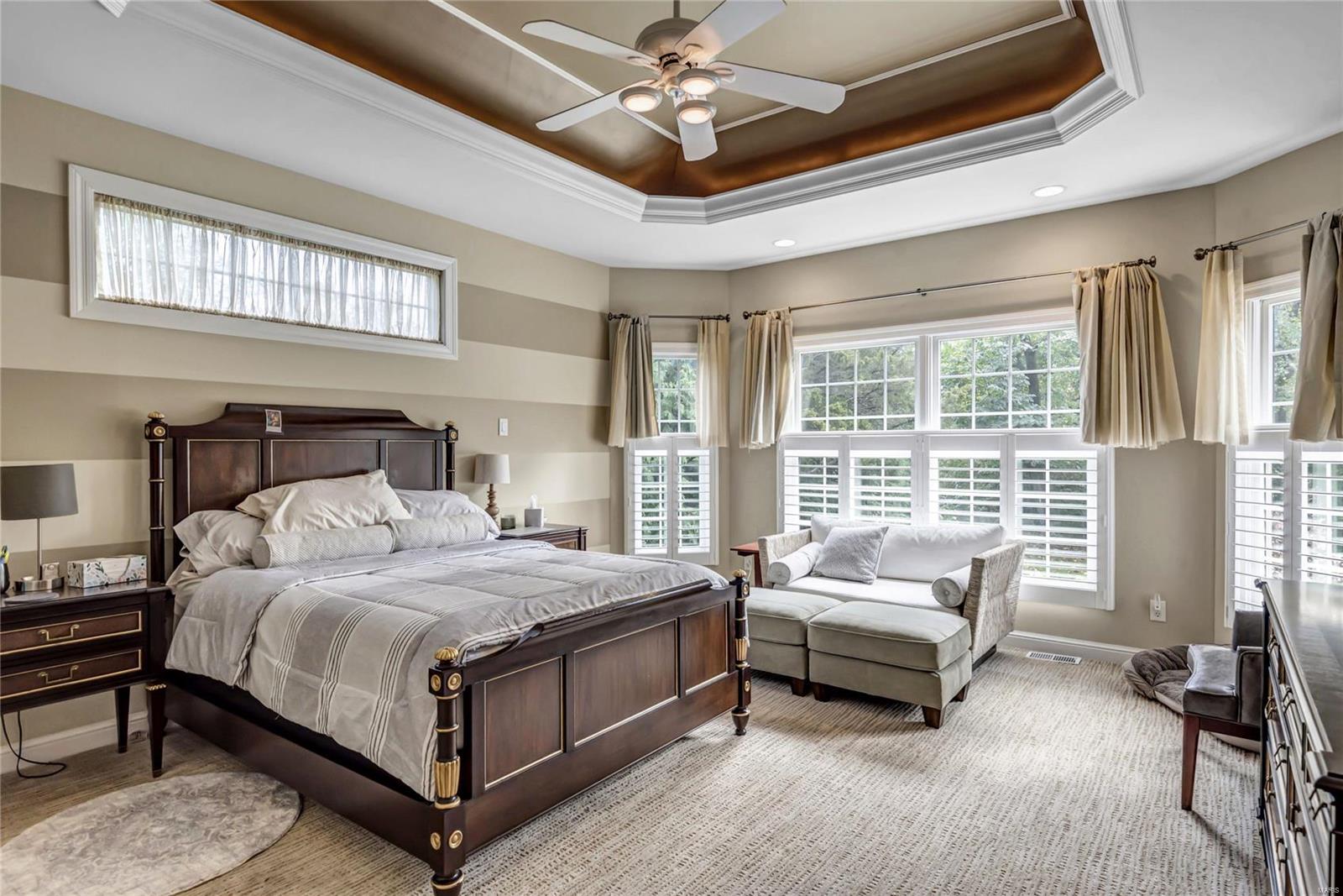 Le Pere Villa Place - Residential