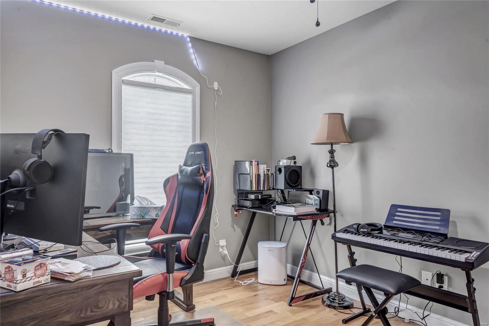 Le Pere Villa Place - Residential