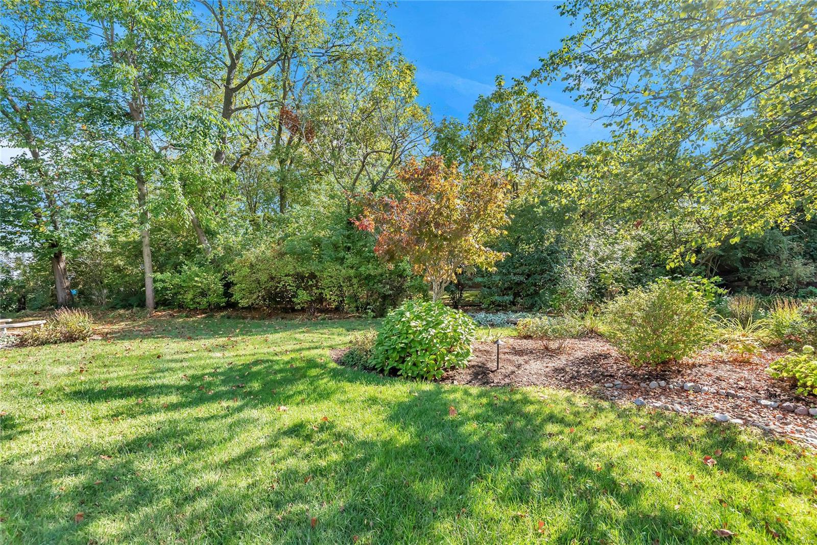 Le Pere Villa Place - Residential