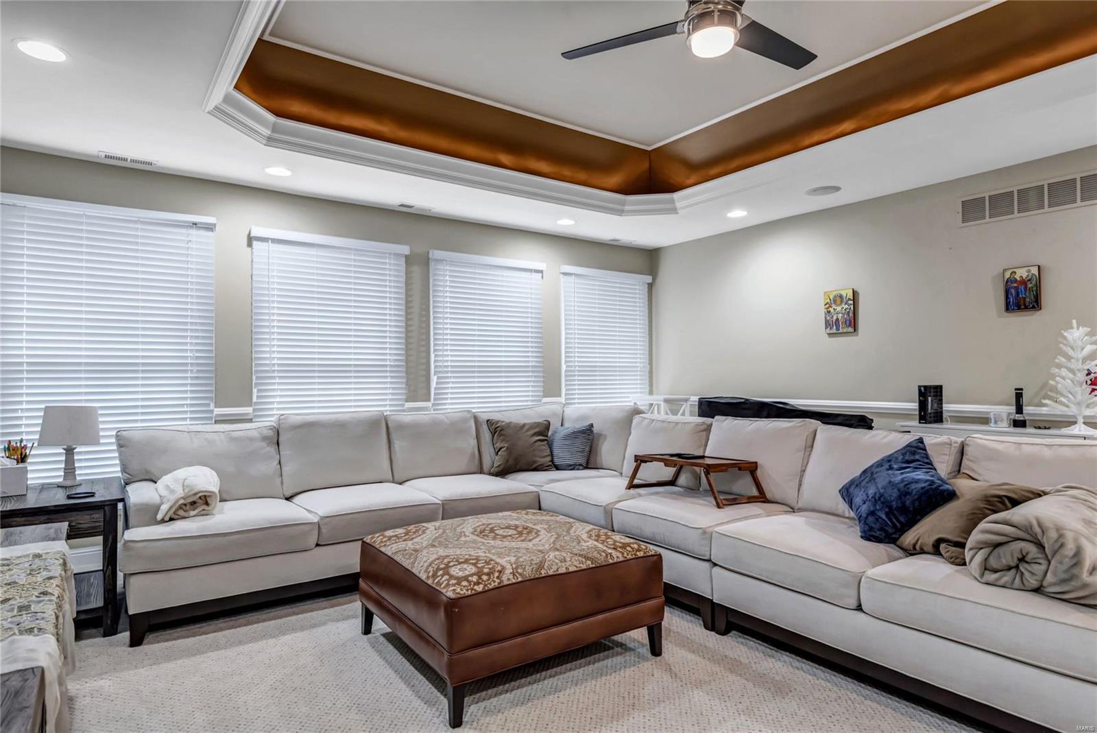 Le Pere Villa Place - Residential