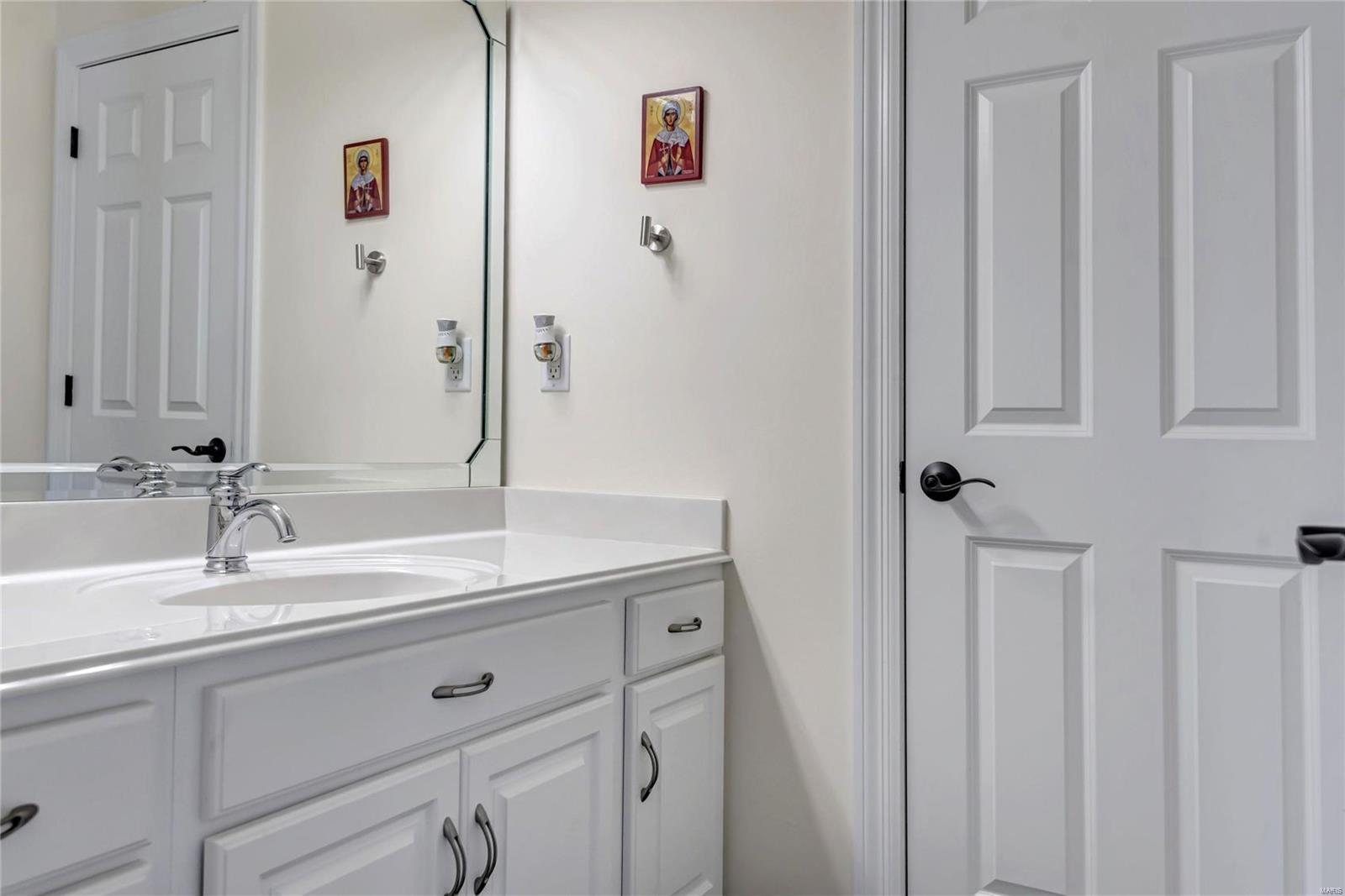 Le Pere Villa Place - Residential