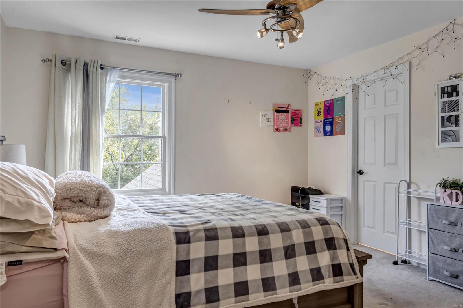 Le Pere Villa Place - Residential