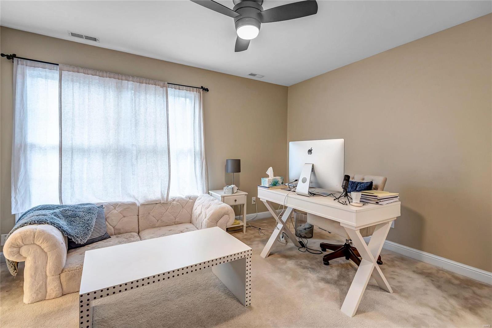 Le Pere Villa Place - Residential