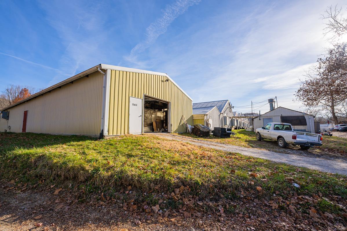 Flat Rock - Commercial Sale