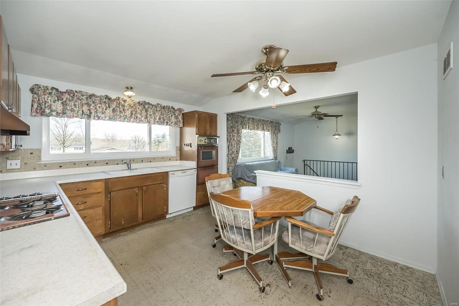 Unincorporated, Missouri 63011, United States, 3 Bedrooms Bedrooms, ,2 BathroomsBathrooms,Residential,Pending,90904