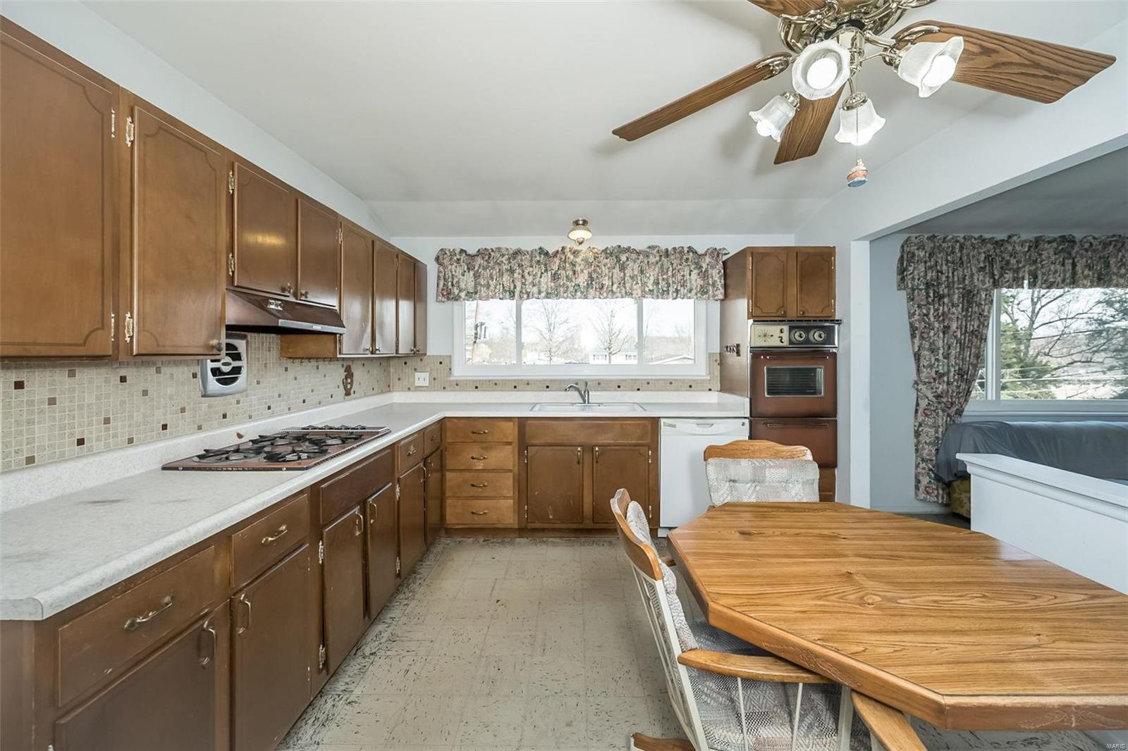 Unincorporated, Missouri 63011, United States, 3 Bedrooms Bedrooms, ,2 BathroomsBathrooms,Residential,Pending,90904