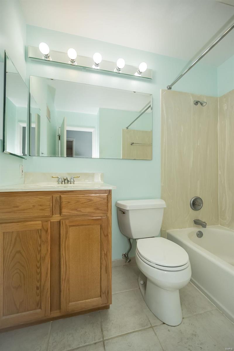 Unincorporated, Missouri 63011, United States, 3 Bedrooms Bedrooms, ,2 BathroomsBathrooms,Residential,Pending,90904