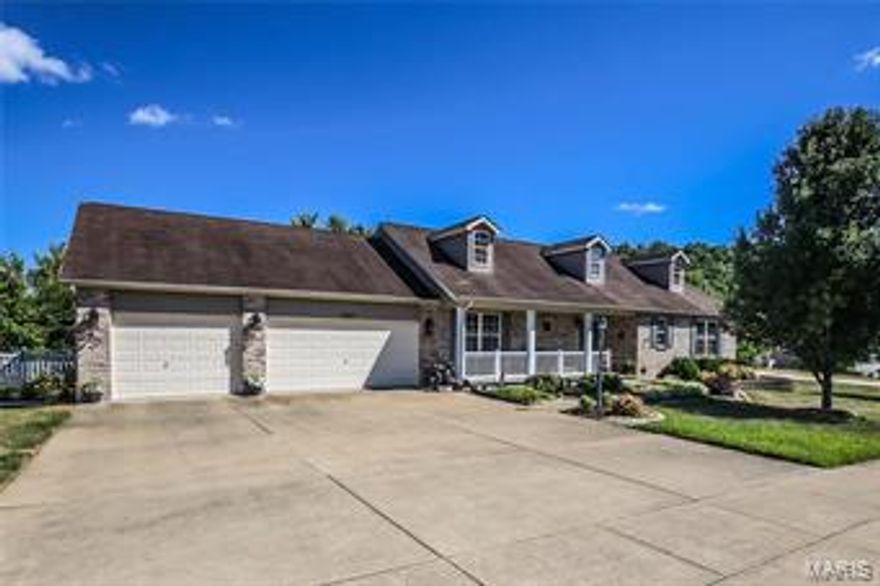 Beautifully Maintained and Updated Ranch on a Level Half Acre Lot in Sought After Olde Mill Estates, Main Level Offers 3 Bedrooms and 2 Full Baths, Beautiful Hardwood Floors Through-out, Vaulted Ceilings in the Great-room, Updated Kitchen with Custom Cabinetry, Corian Counter-Tops and Stainless Steal Appliances, Main Floor Laundry, The Master Suite Offers a Large Walk-in Closet and Private Full Bath with Double Vanity and Separate Tub and Walk-Shower. The Walk-out Lower Level is Ready to Be Finished and Offers a Rough in for a Full Bath. The Exterior is Getting a New Architectural Roof on 8-8-17, Partial Brick Front, Professionally Landscaping, an Over-Sized 3 Car Garage with Work Shop Area, Back Yard is Perfect for Entertaining, It's Level and Fenced with a Large Patio, Composite deck and Above Ground Pool. This Home is Beautiful inside and out.. Come View before it's to late.