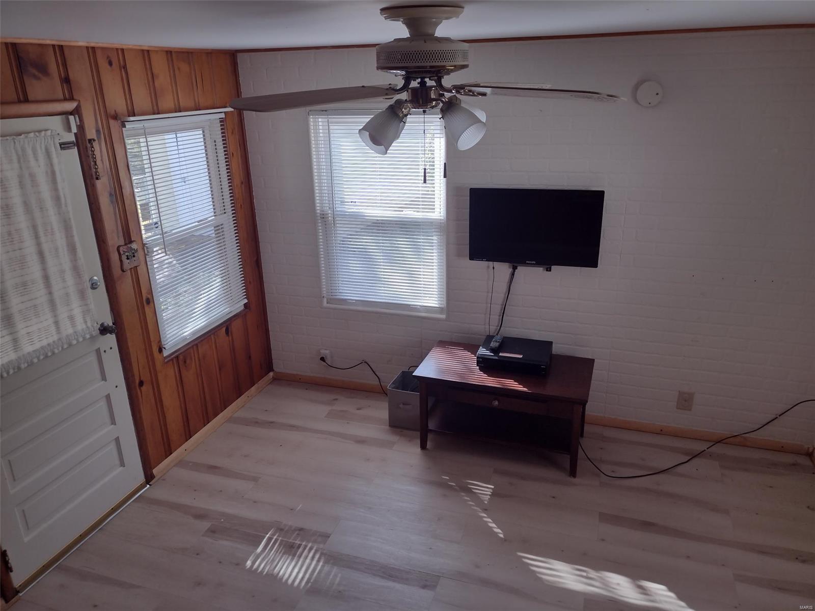 Eleanor Park - Residential Lease