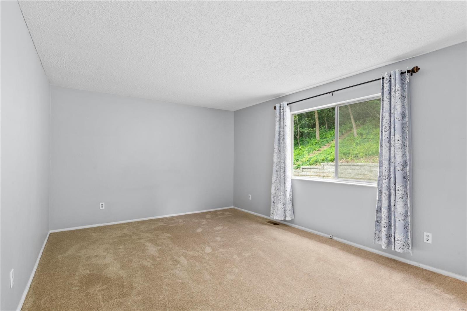 Country Lane Woods Second Add - Residential