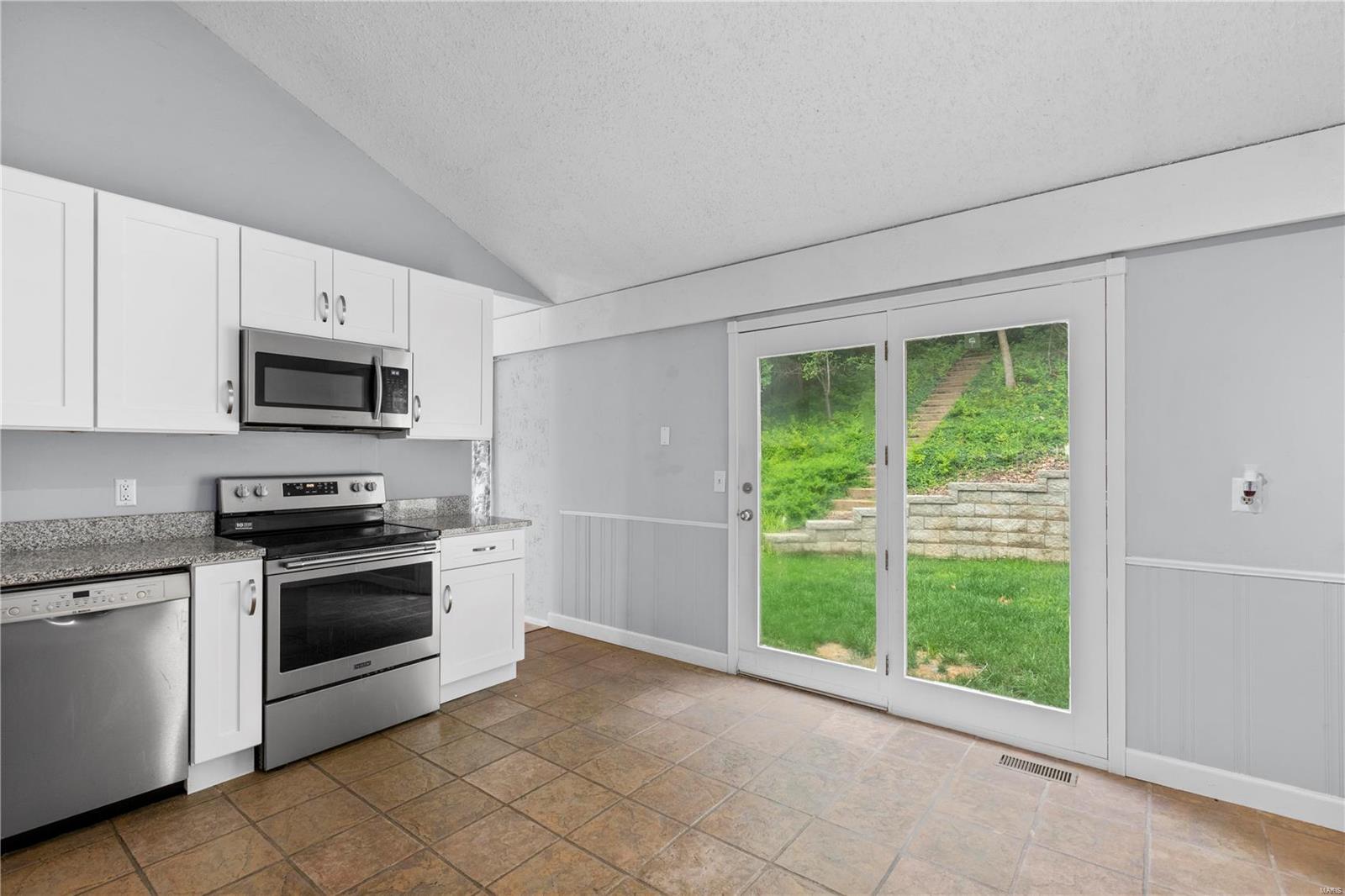 Country Lane Woods Second Add - Residential