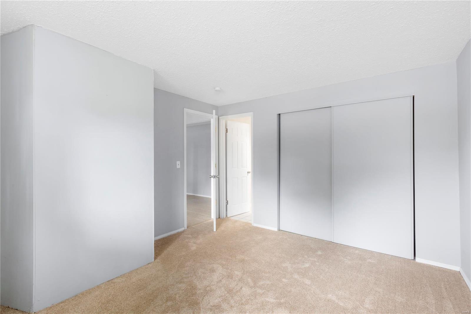 Country Lane Woods Second Add - Residential