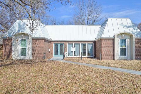 111 Lamoine Drive, Belleville, IL 62223 - MLS#: 25015907