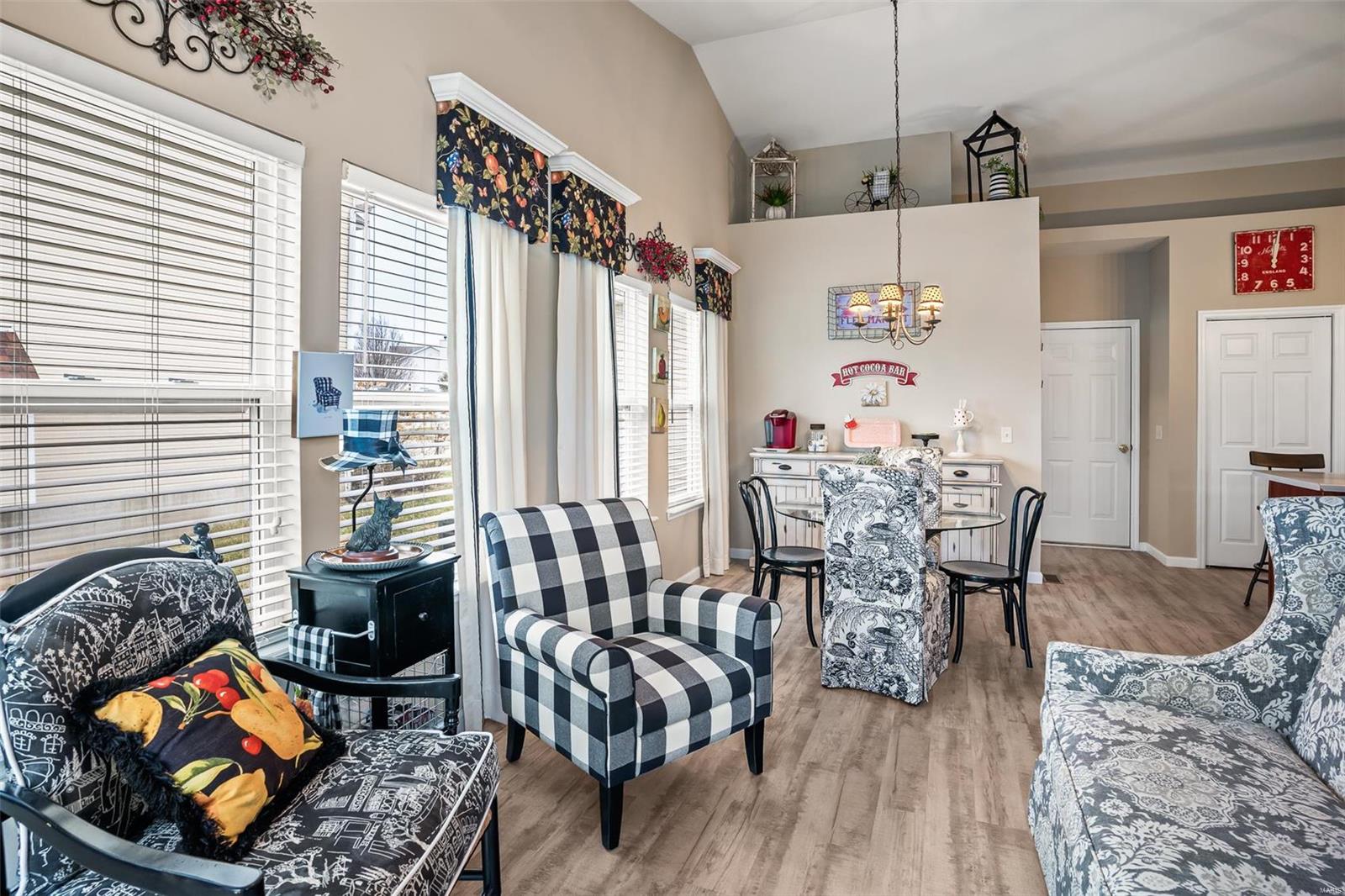 Est At Legacy Pointe #1 - Residential